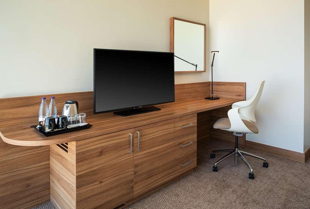 Hilton Garden Inn Riyadh Financial District Room photo