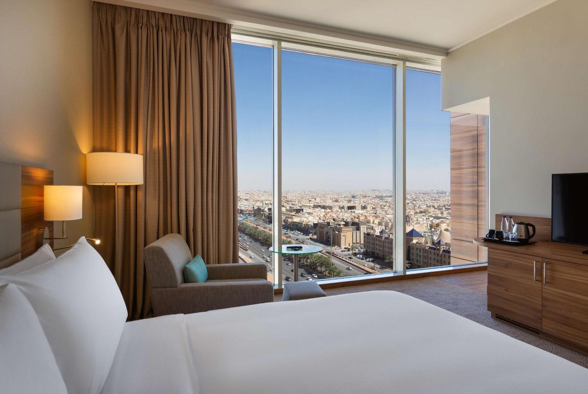 Hilton Garden Inn Riyadh Financial District Exterior photo